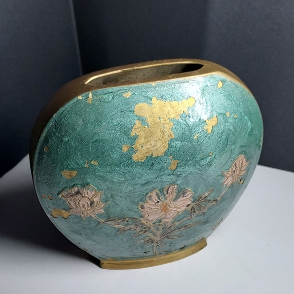 VTG Solid Brass Vase w/Painted Emamel Pink Flowers, made in India - Picture 2 of 5